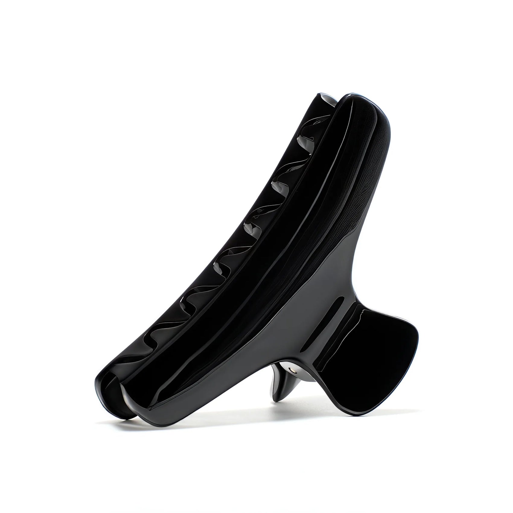 Bambi 8 claw clip in Piano Black — medium jet-black cellulose acetate hair clip handmade in France