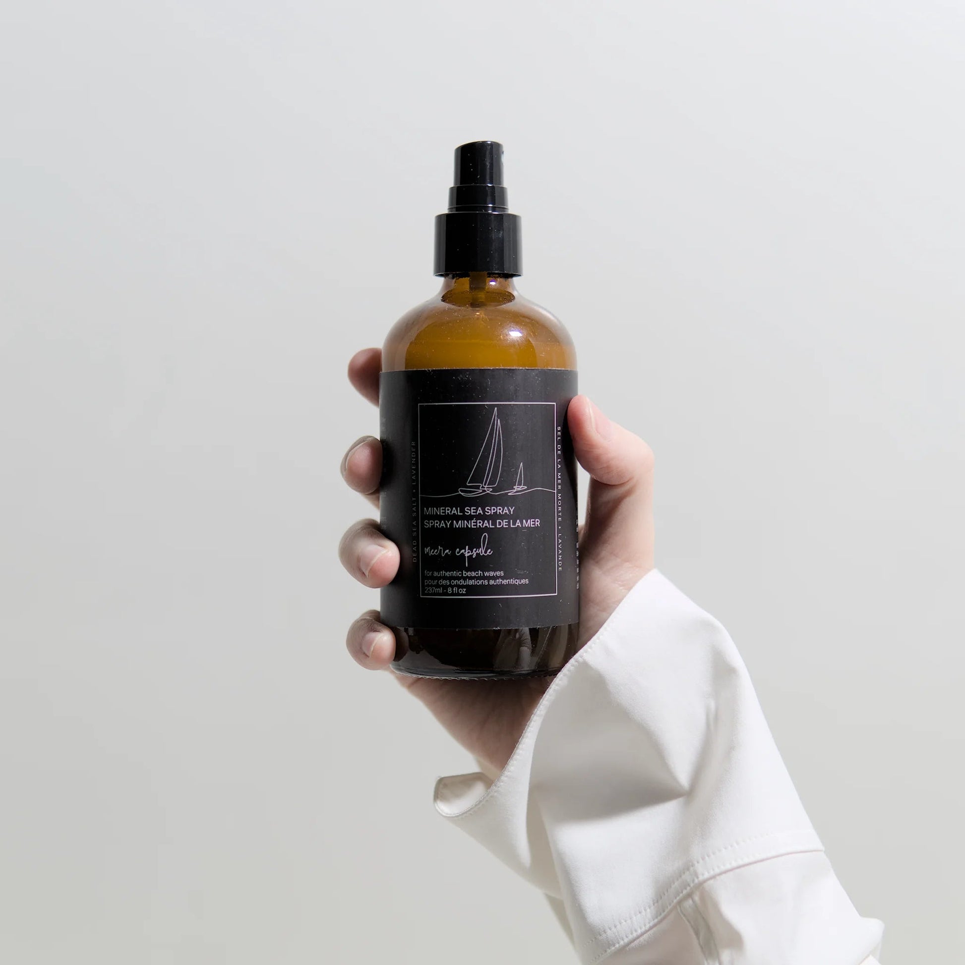 Mineral Sea Spray product detail — silicone-free styling spray